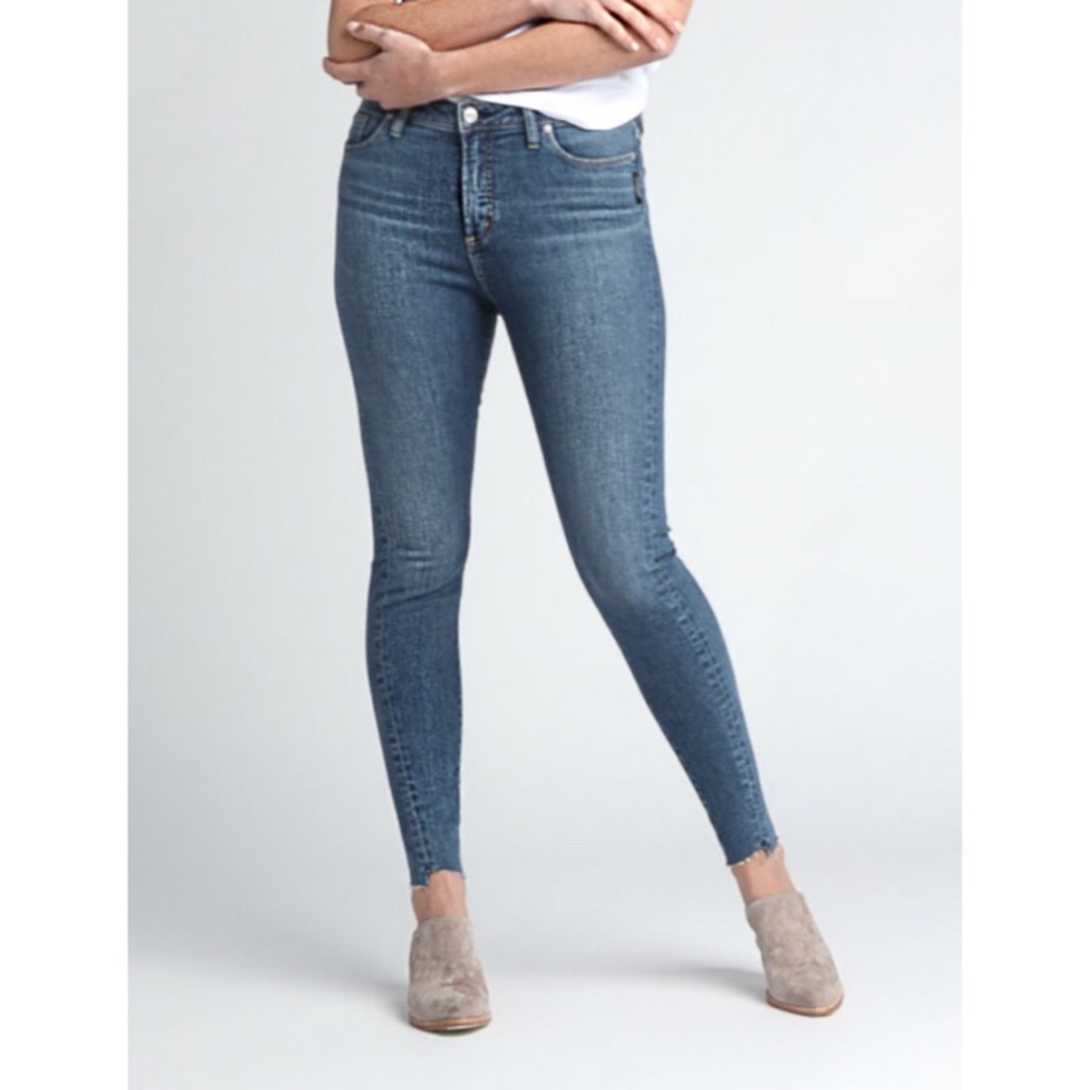 High Note Slim High Rise Jeans